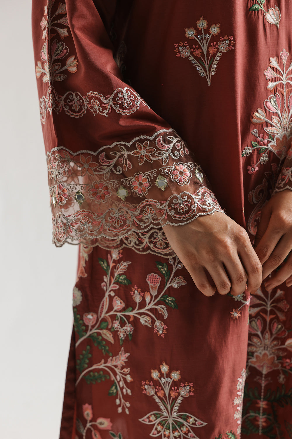 ETHNIC ORIGINAL 2-PIECE Summerwear Emberoidered suit