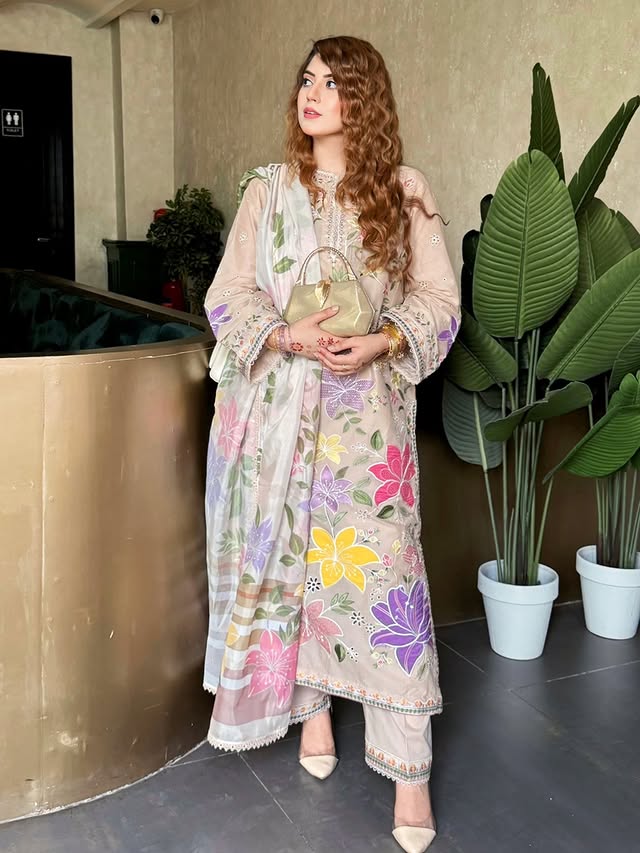 AA1 Aneela's original 3-piece Embroidered lawn with silk dupata