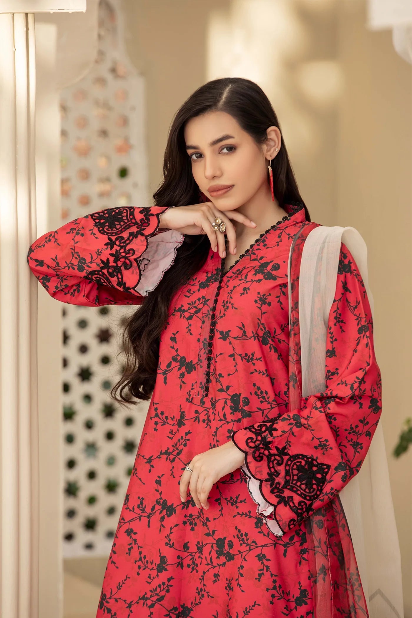 Adan libas slub fabric winter wear 3-piece with chiffon dupata kameez Length 40" as it is model pic