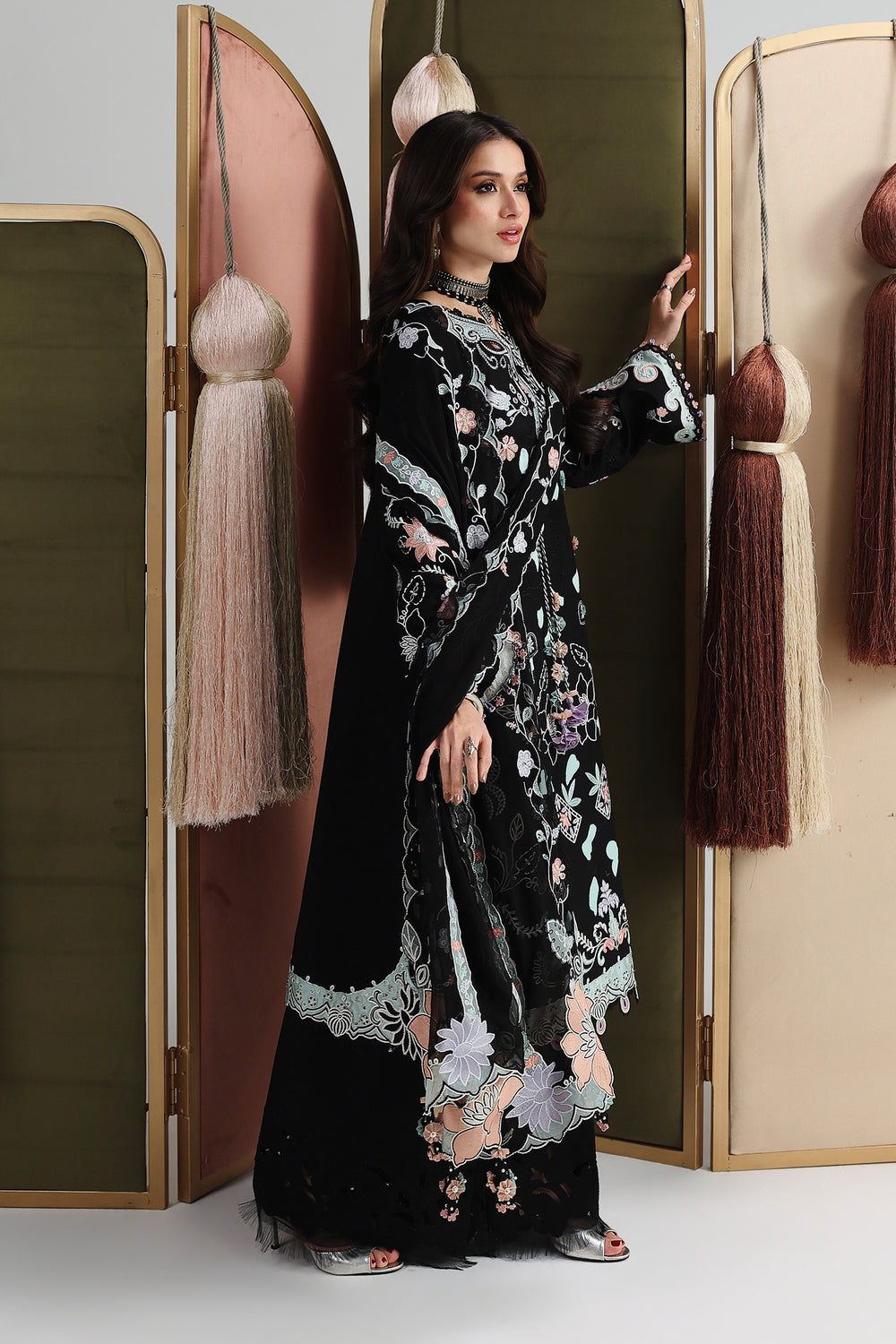 AA1 Original Qalamkar brand stitched 3-piece Luxury Lawn with Chiffon Dupatta Emberoidered embellished Dress.