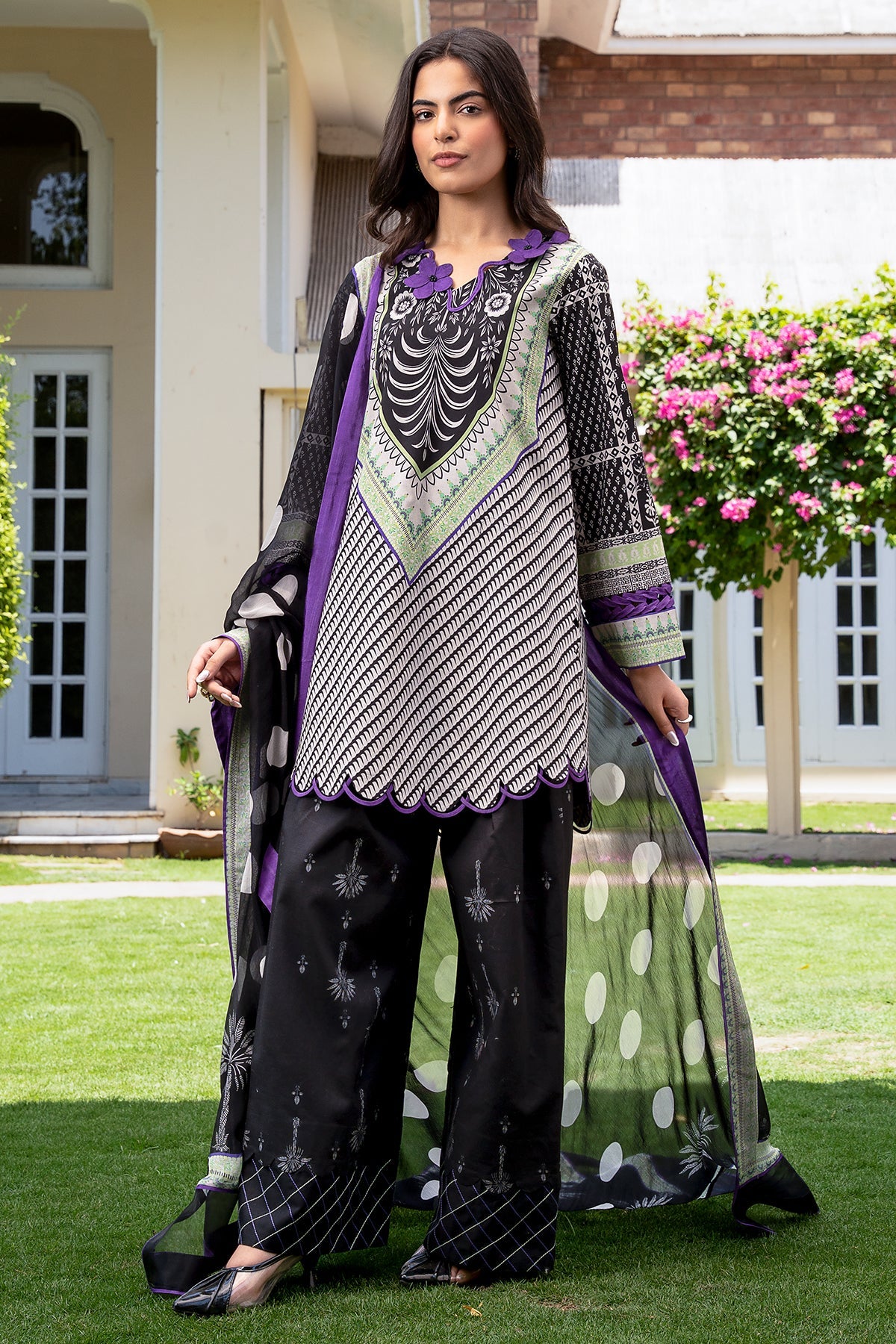 01 Chrizma original brand stitched 3-piece summer wear lawn embroidered with chiffon dupata