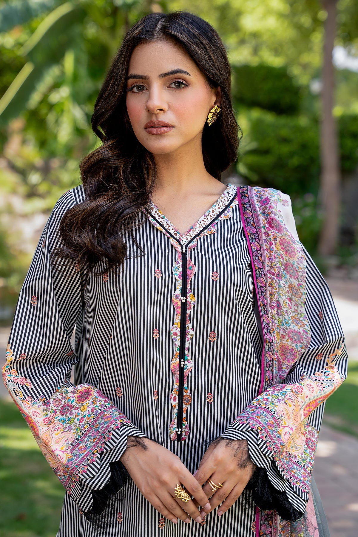 01 Chrizma original brand stitched 3-piece summer wear lawn embroidered with chiffon dupata