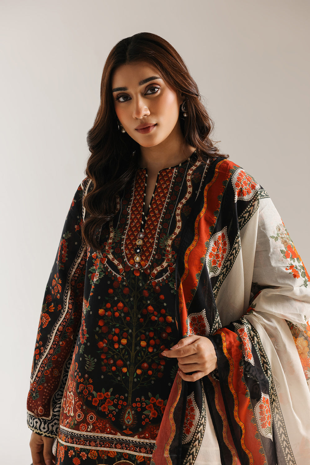 ETHNIC ORIGINAL 3-PIECE Summerwear with Swiss Lawn dupatta farshi shalwar