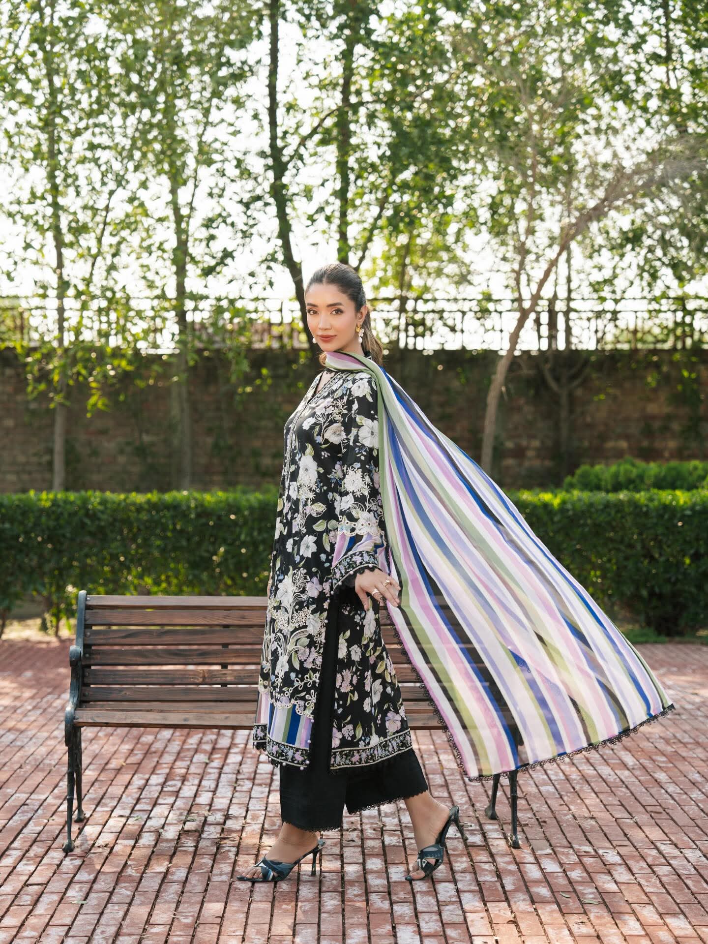 Aneela's original brand stitched full Embroidered lawn with chiffon dupata