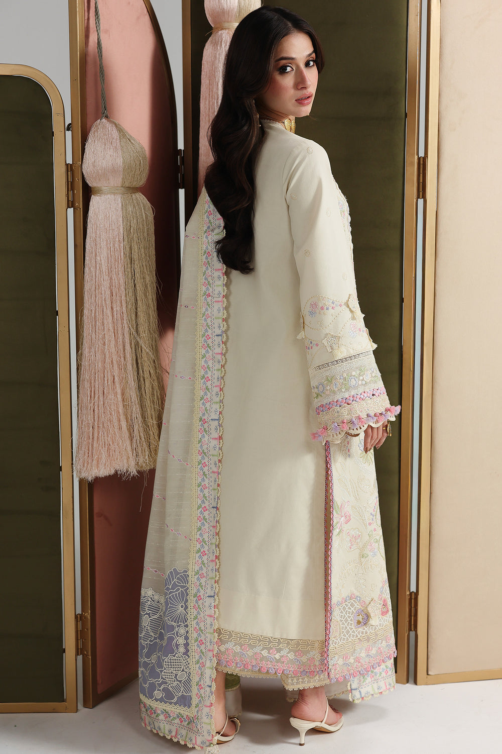 AA1 Original Qalamkar brand stitched 3-piece Luxury Lawn with soft net Dupatta Emberoidered embellished Dress.