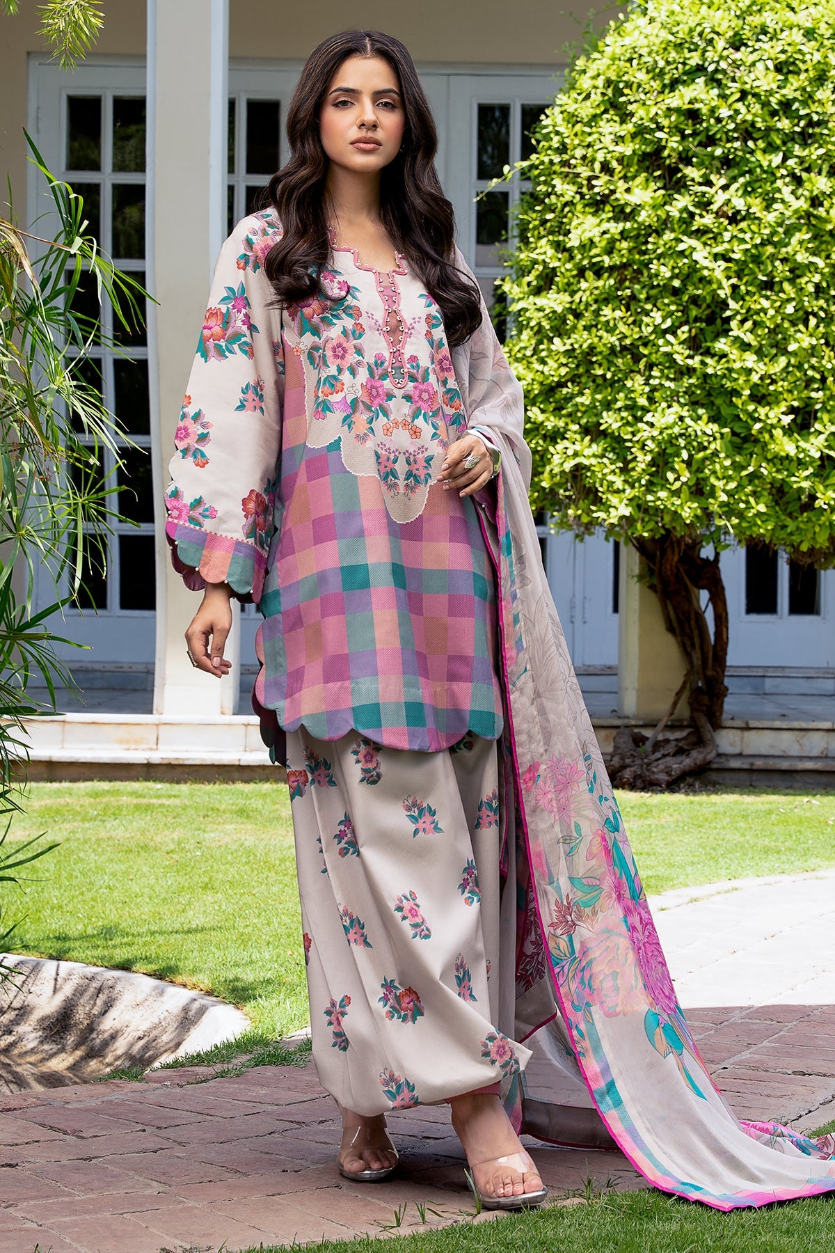01 Chrizma original brand stitched 3-piece summer wear lawn embroidered with chiffon dupata