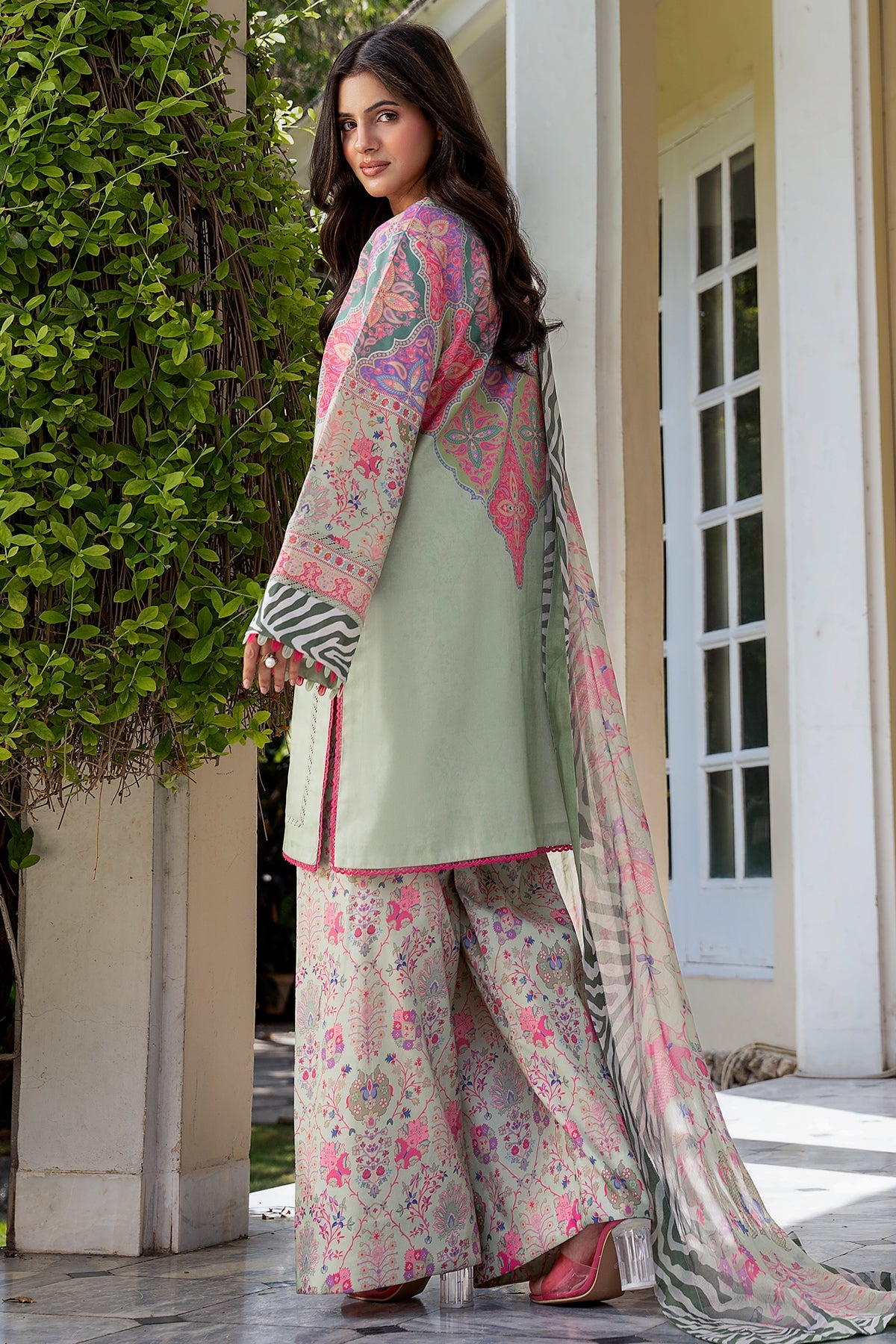 01 Chrizma original brand stitched 3-piece summer wear lawn embroidered with chiffon dupata.