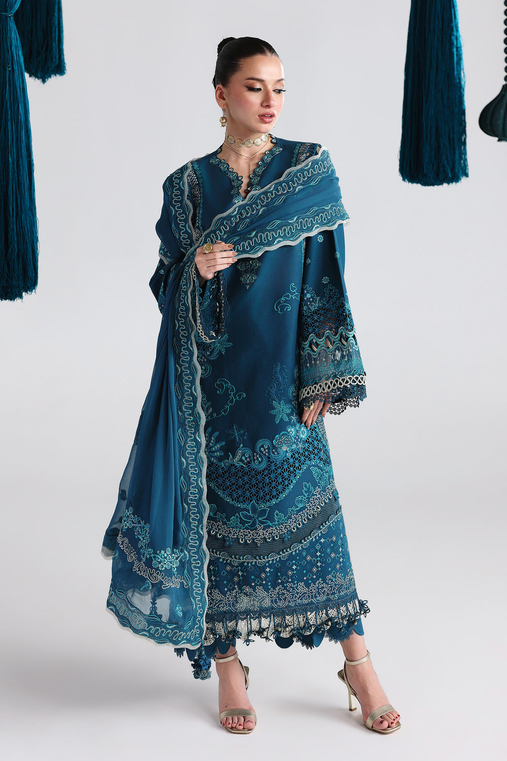 AA1 Original Qalamkar brand stitched 3-piece Luxury Lawn with Chiffon Dupatta Emberoidered embellished Dress.