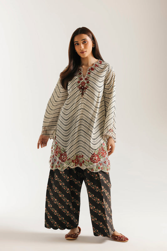 ETHNIC ORIGINAL 2-PIECE Summerwear with  farshi shalwar