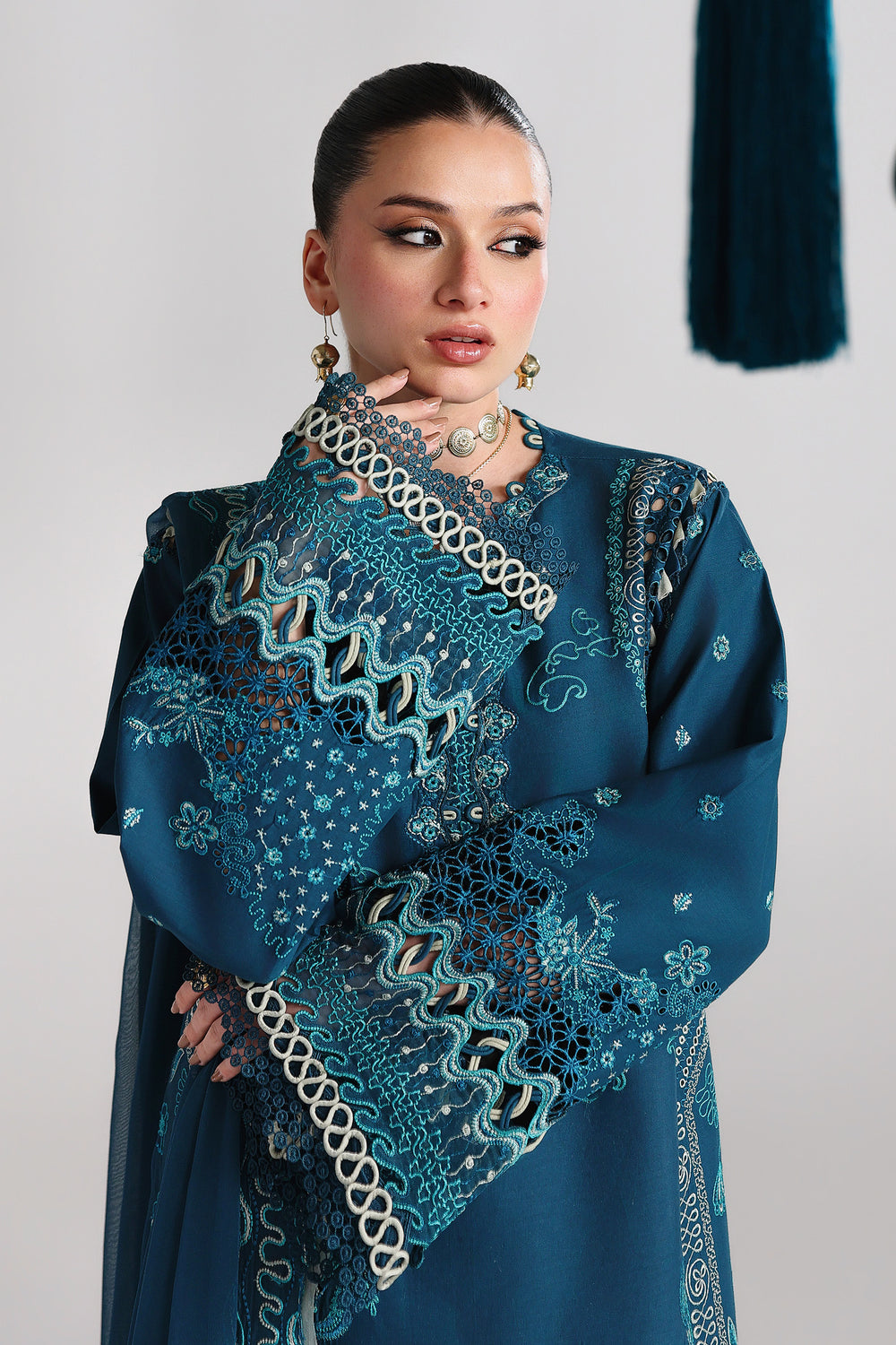 AA1 Original Qalamkar brand stitched 3-piece Luxury Lawn with Chiffon Dupatta Emberoidered embellished Dress.