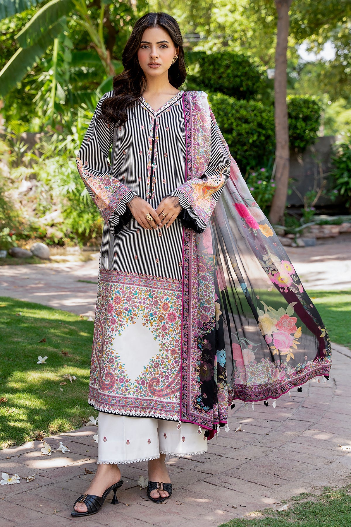 01 Chrizma original brand stitched 3-piece summer wear lawn embroidered with chiffon dupata