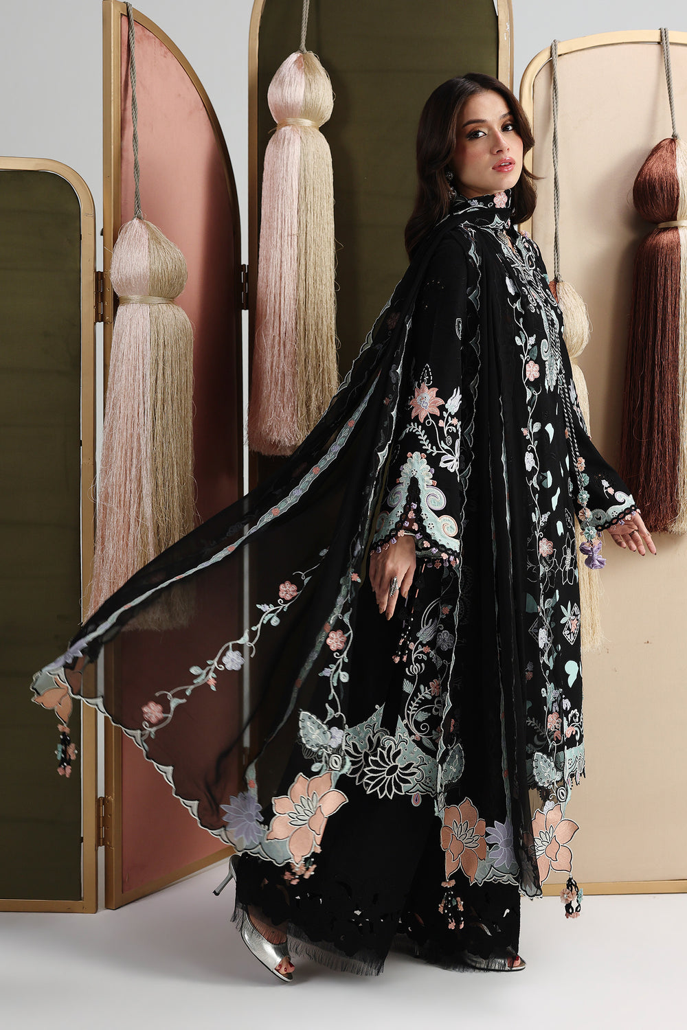AA1 Original Qalamkar brand stitched 3-piece Luxury Lawn with Chiffon Dupatta Emberoidered embellished Dress.