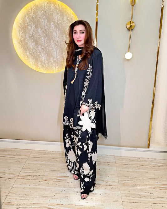 3 Piece Embroidered Lawn Suit By Maria b