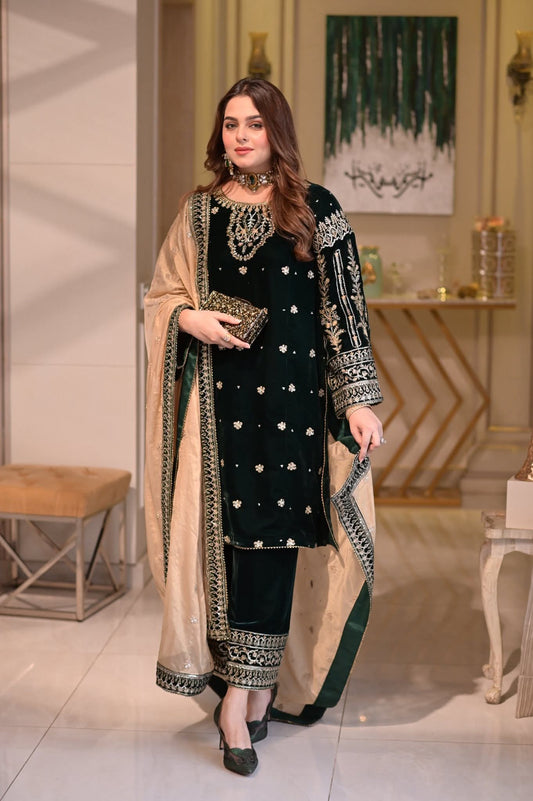 AAA Aneela's original velvet 3 piece suit with Masoori dupatta embroidered