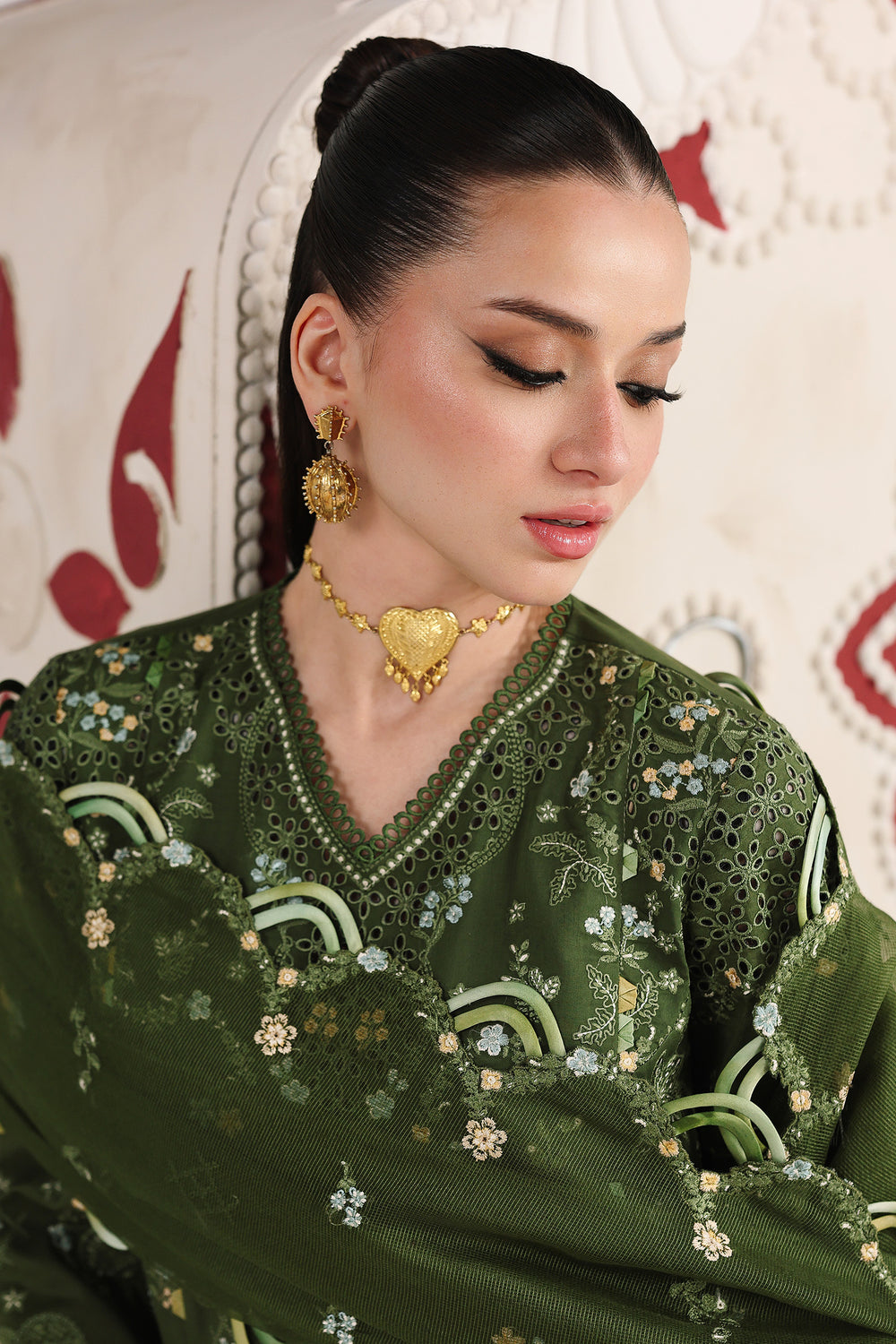 AA1 Original Qalamkar brand stitched 3-piece Luxury Lawn with soft net Dupatta Emberoidered embellished Dress.