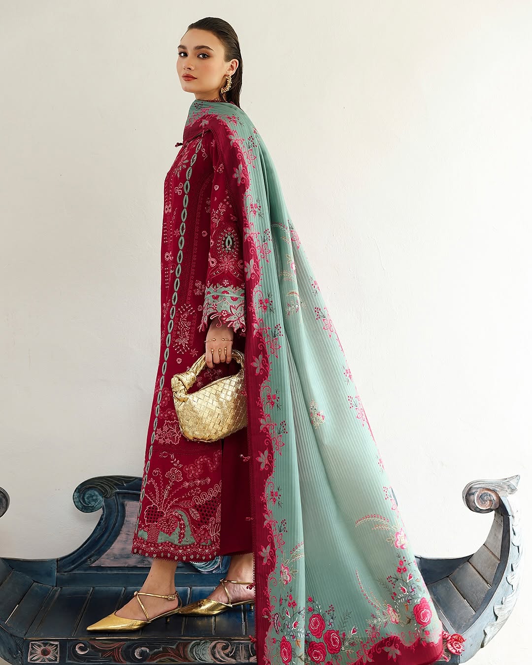 original qalamqar brand Stitched Embroidered Linen with jiqard dupatta 48" length as it is model pic