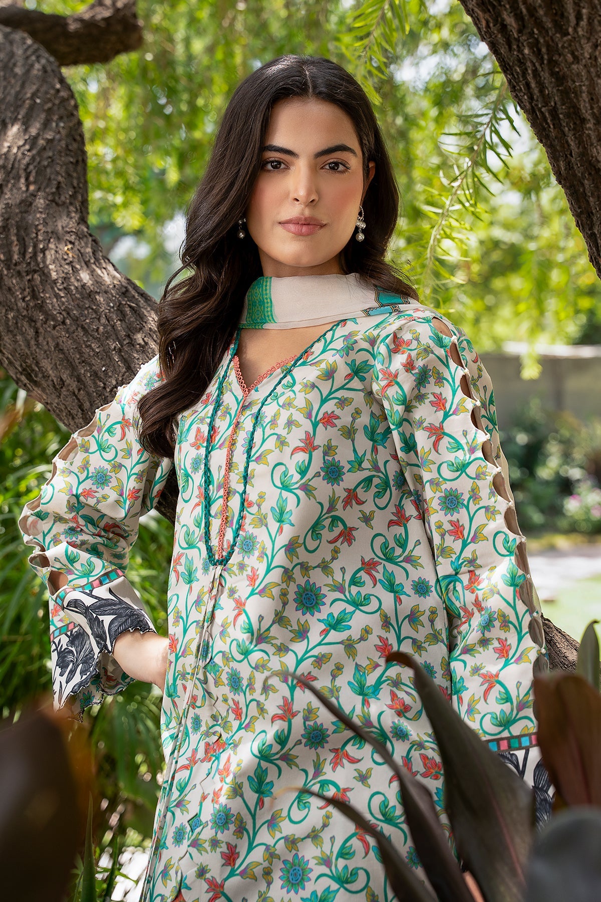 01 Chrizma original brand stitched 3-piece summer wear lawn embroidered with chiffon dupata