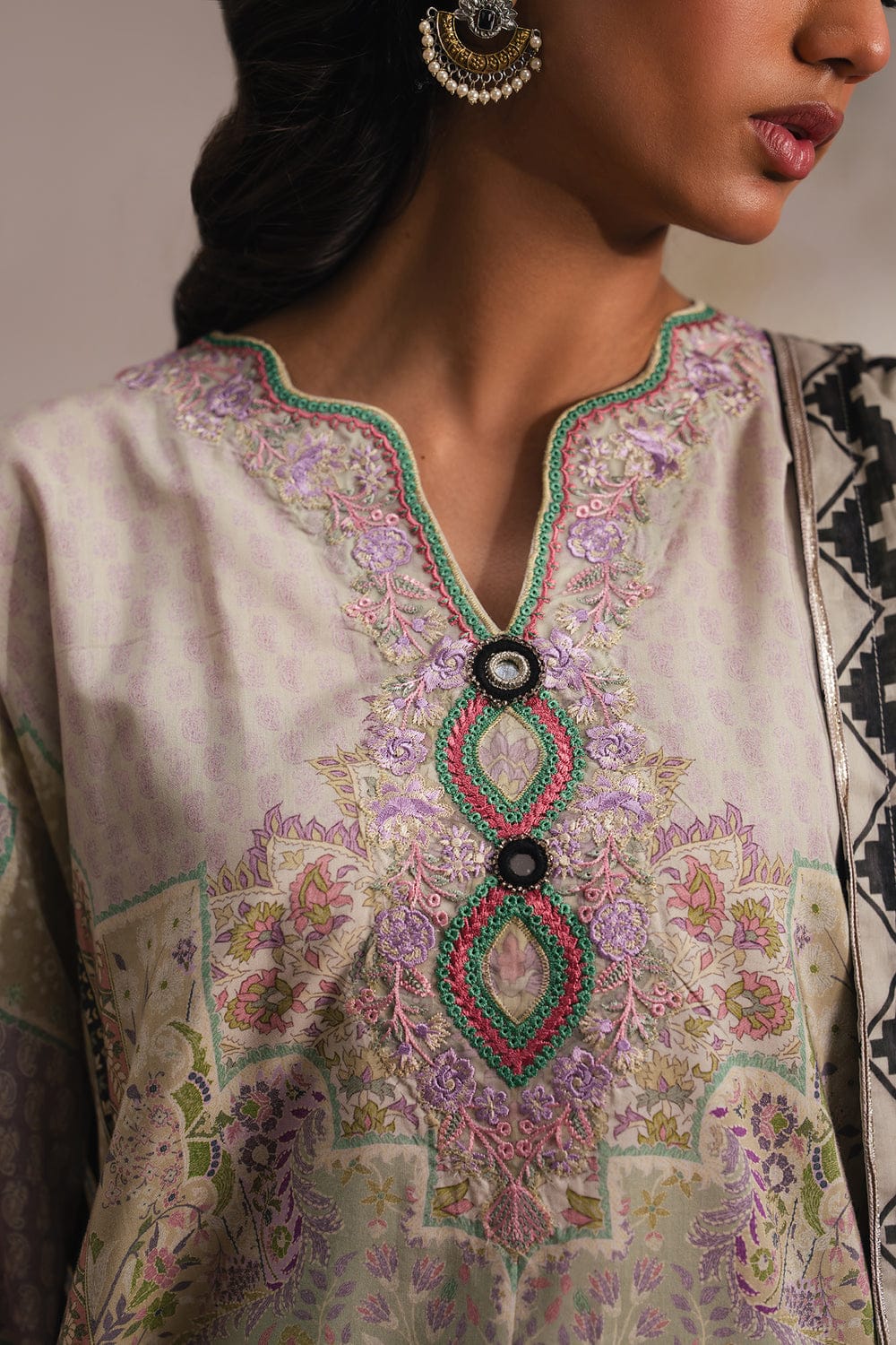 -1 Ethnic original 3-piece summer wear embroidered suit