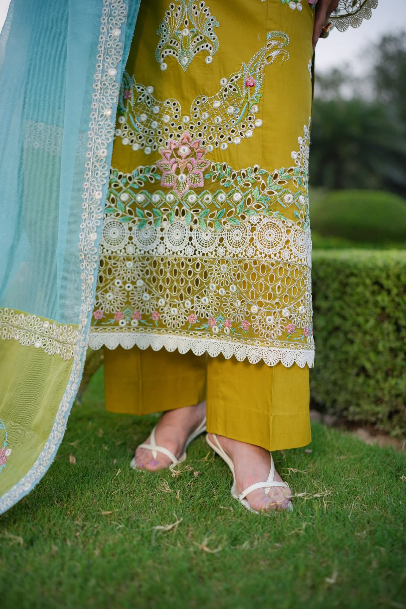 Aneela’s Premium Embroidered Lawn Suit | Original Design with Cotton Net Dupatta