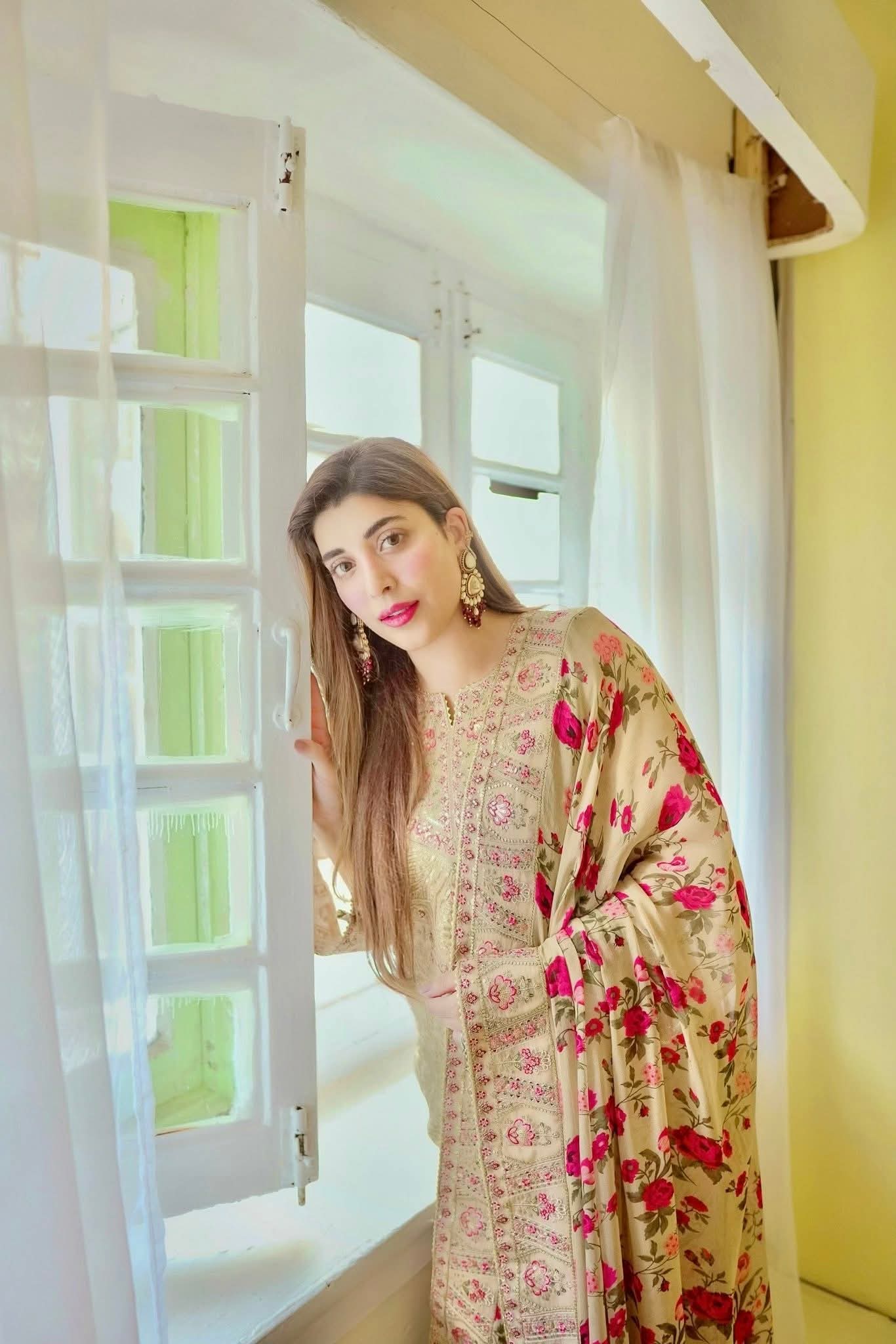 Aneela's original luxury suit kameez Organza stuff trouser raw silk dupatta chiffon
