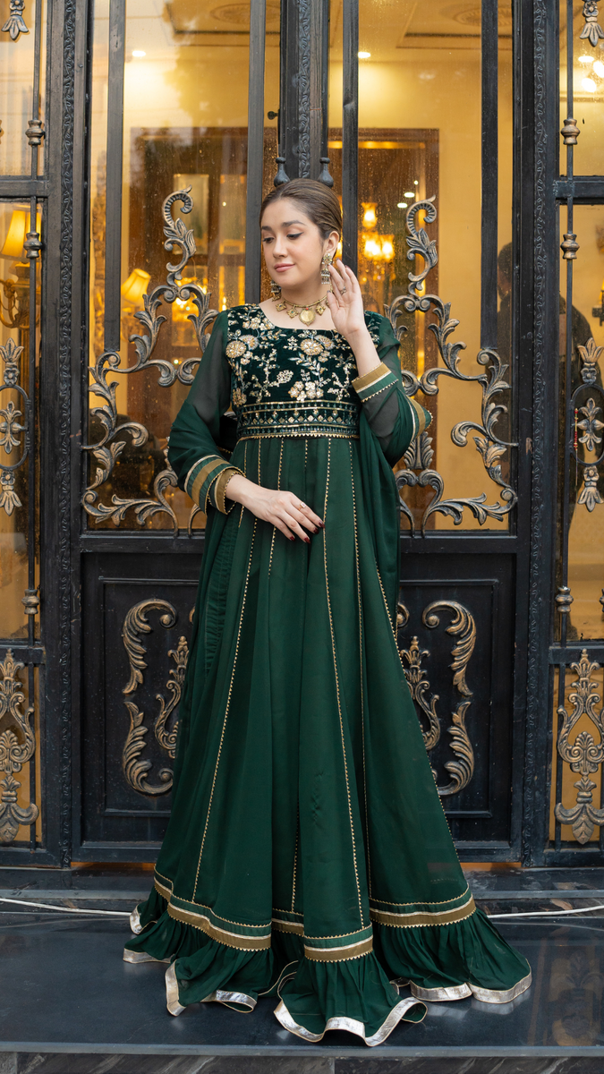 Original by Zahra ahmad brand yok is velvet rest chiffon fabric with chiffon dupata length 50 to 55"