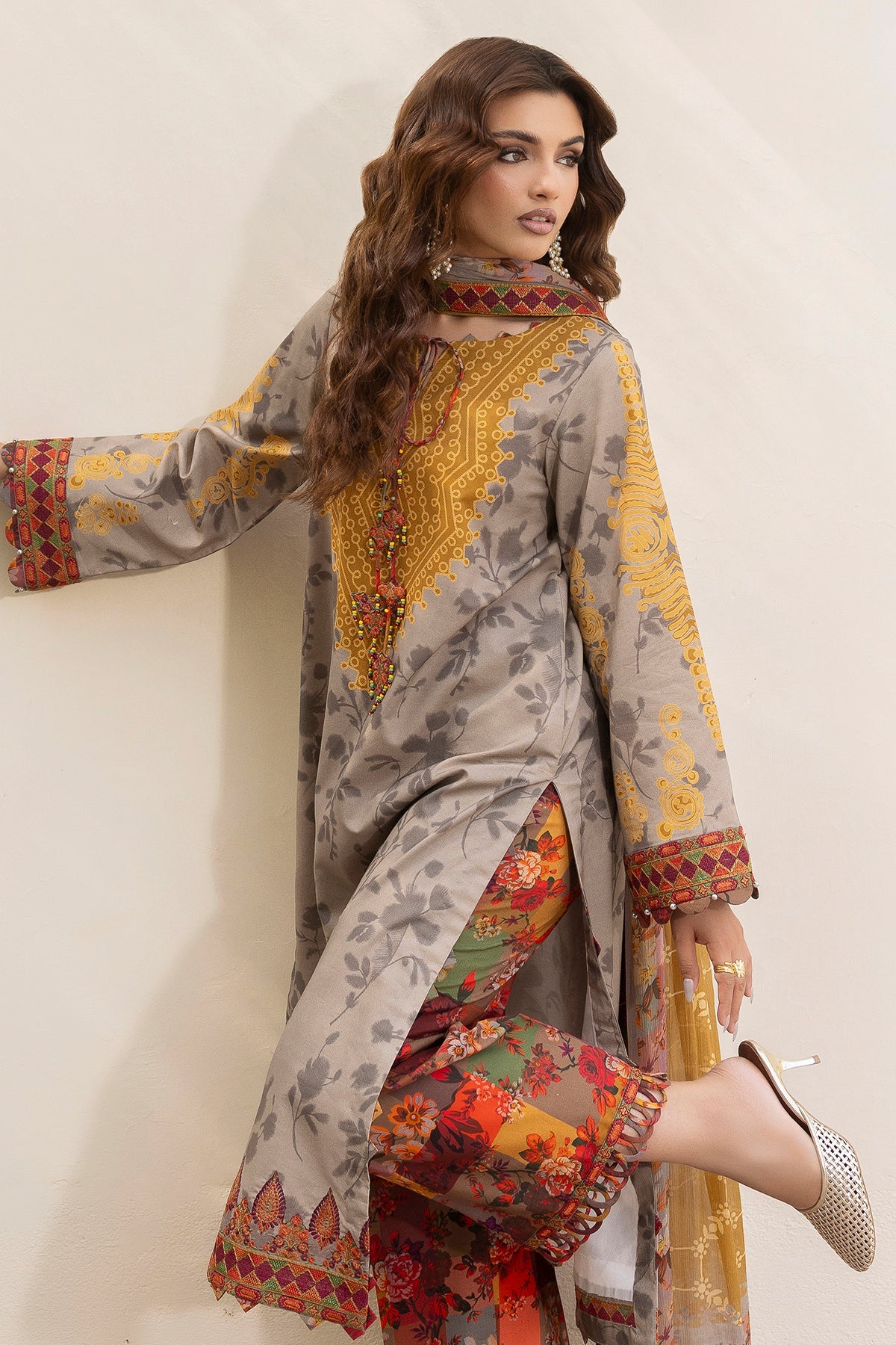 AA1 Original by charizma 3-piece brand stitched embroidered Lawn with chiffon Dupata