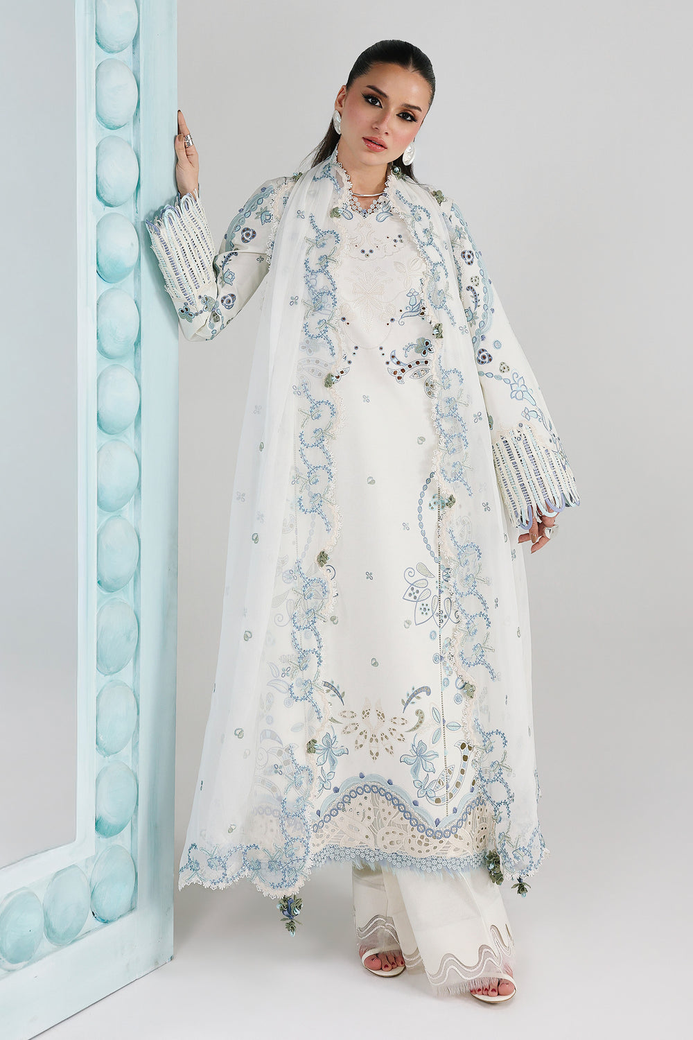 AA1 Original Qalamkar brand stitched 3-piece Luxury Lawn with Chiffon Dupatta Emberoidered embellished Dress.